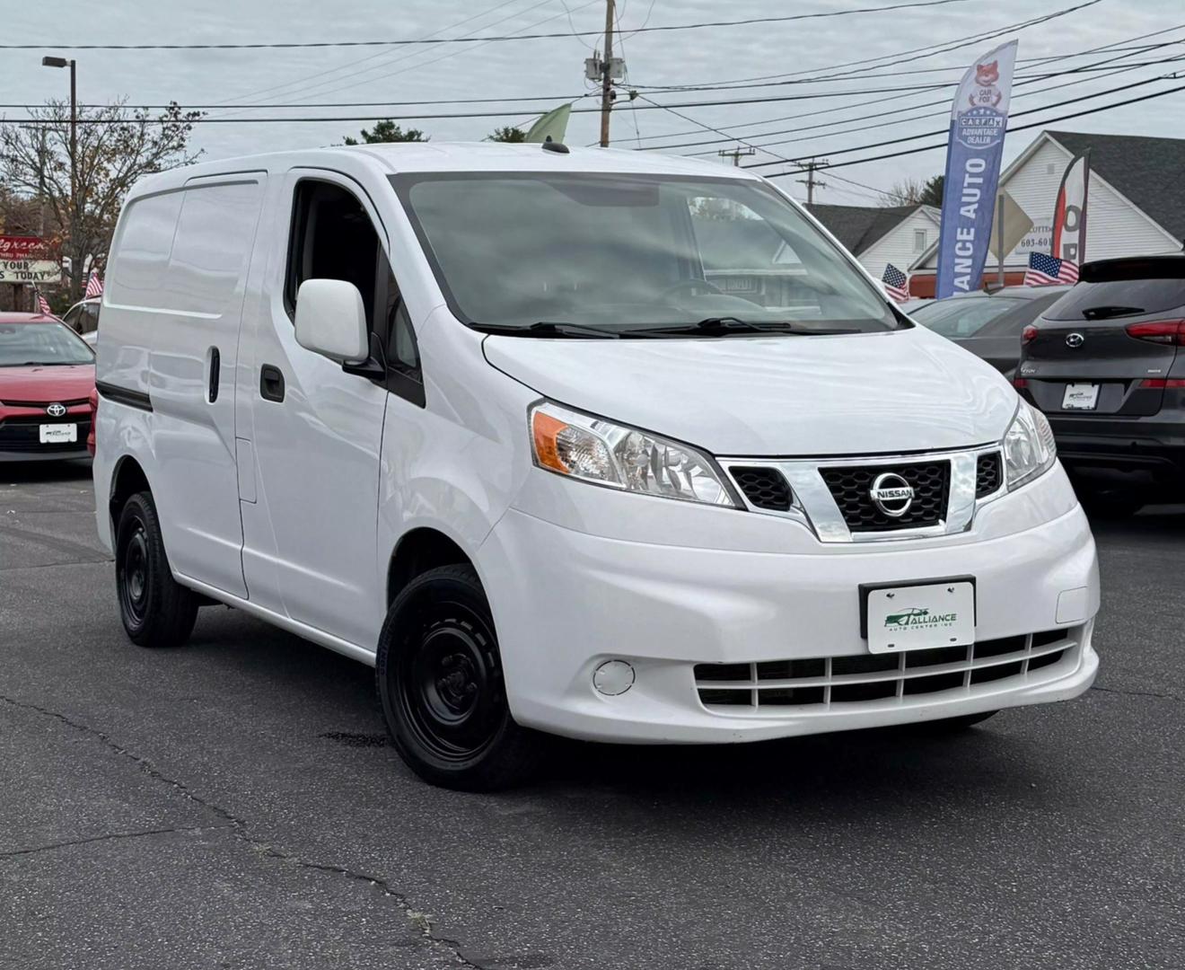 2020 Nissan NV200 SV photo 10