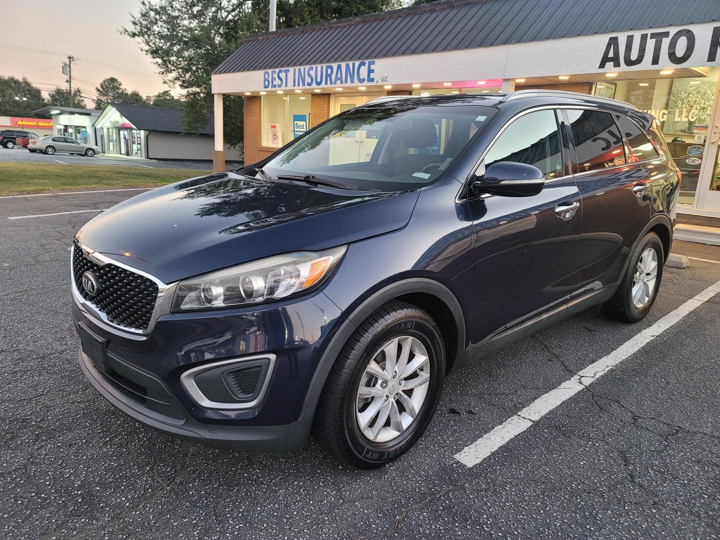 2016 Kia Sorento LX photo 5