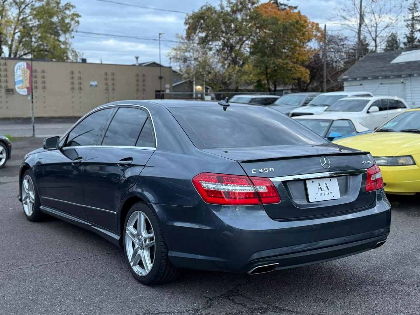 2013 Mercedes-Benz E-Class null photo 9