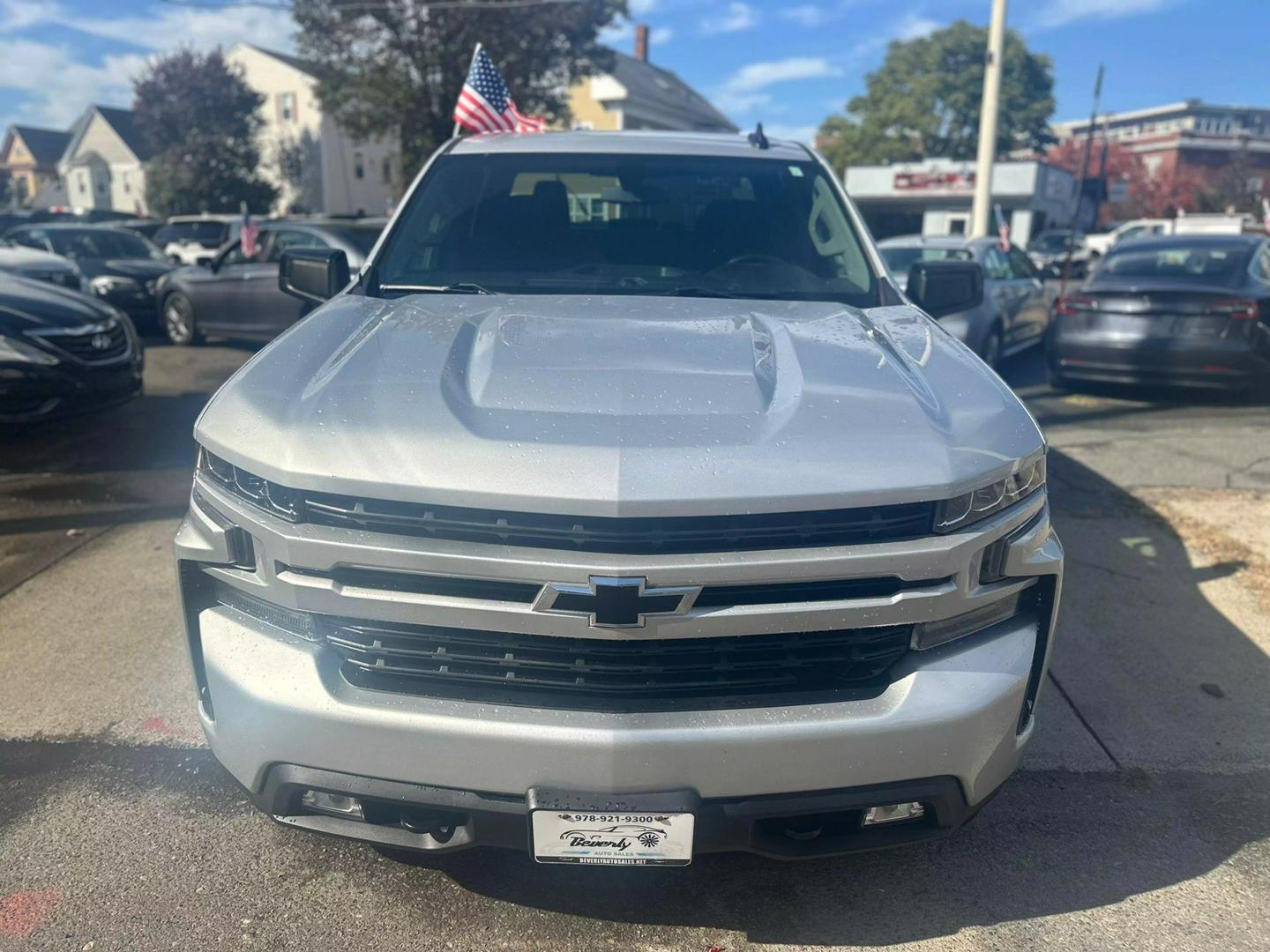 2019 Chevrolet Silverado 1500 RST photo 2