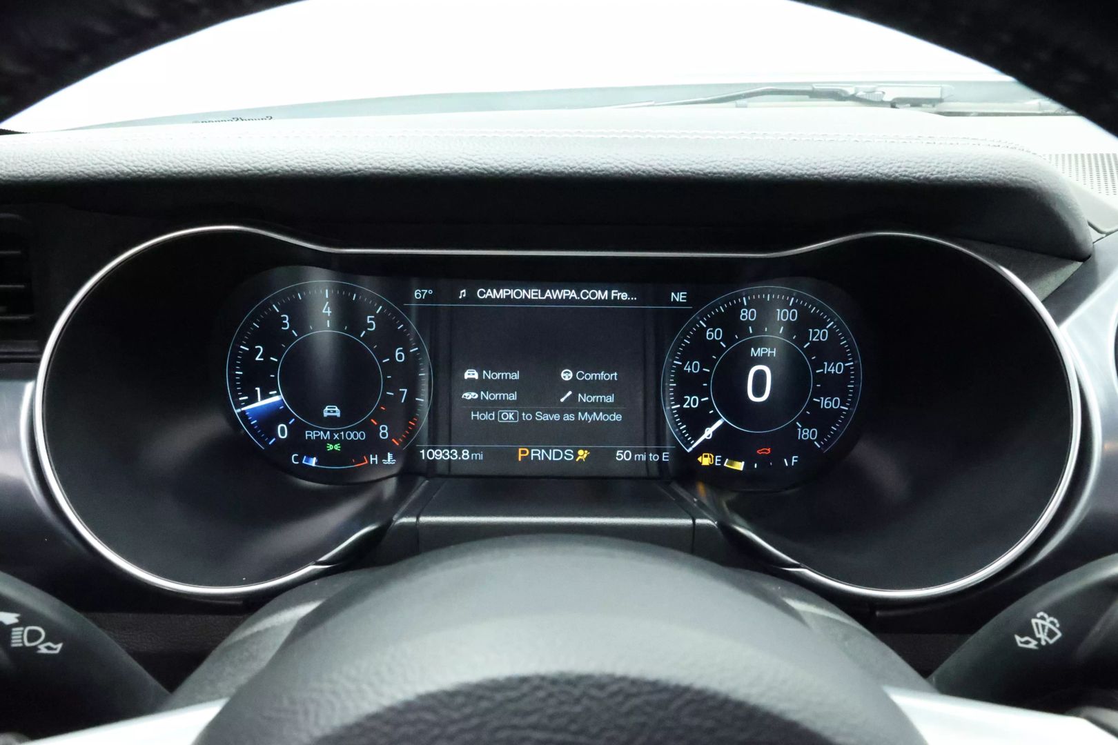 2022 Ford Mustang - Image 28