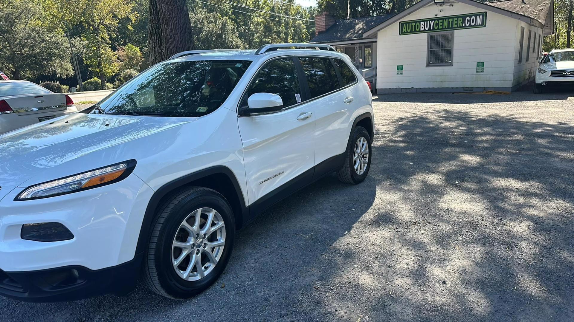 2014 Jeep Cherokee Latitude photo 4