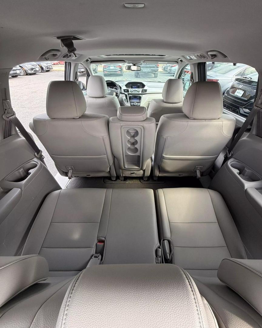 2016 Honda Odyssey EX-L photo 38