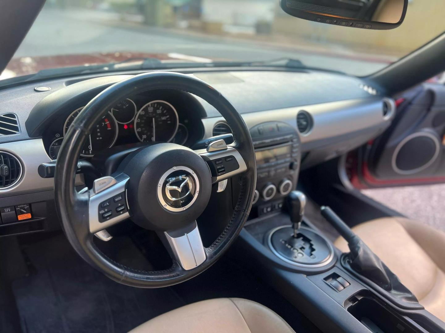 2011 Mazda MX-5 Miata Grand Touring Hard Top photo 13