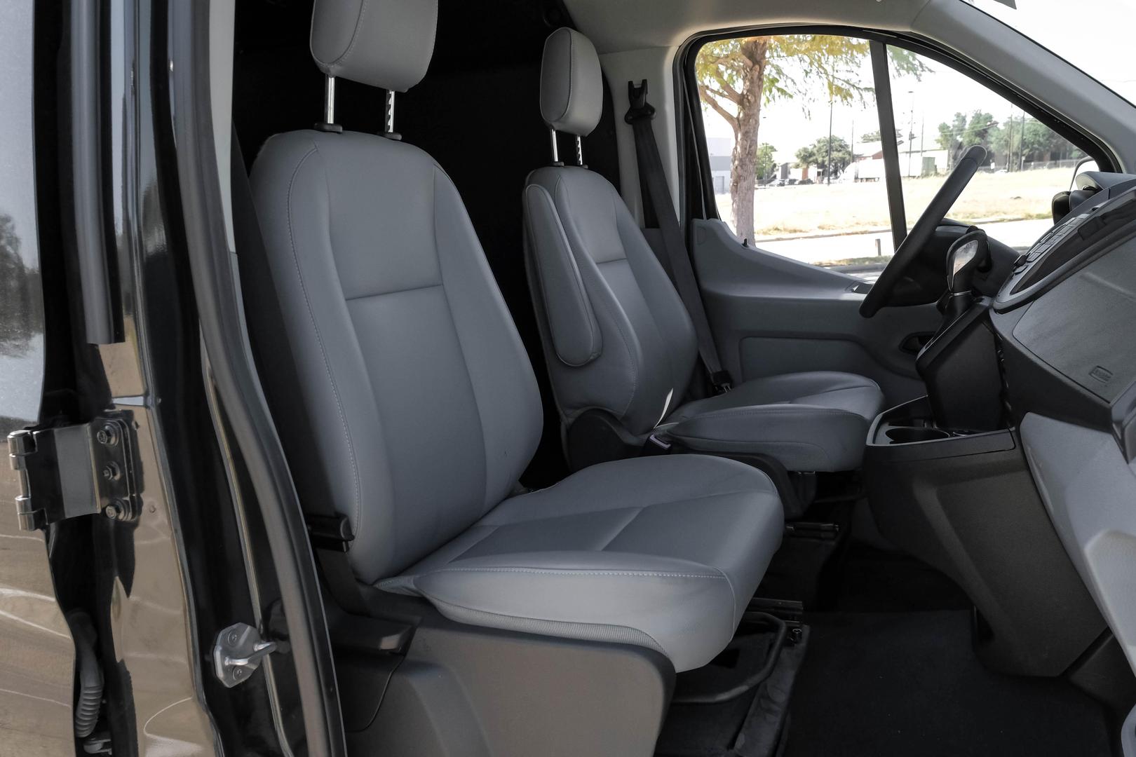 2015 Ford Transit Base photo 27