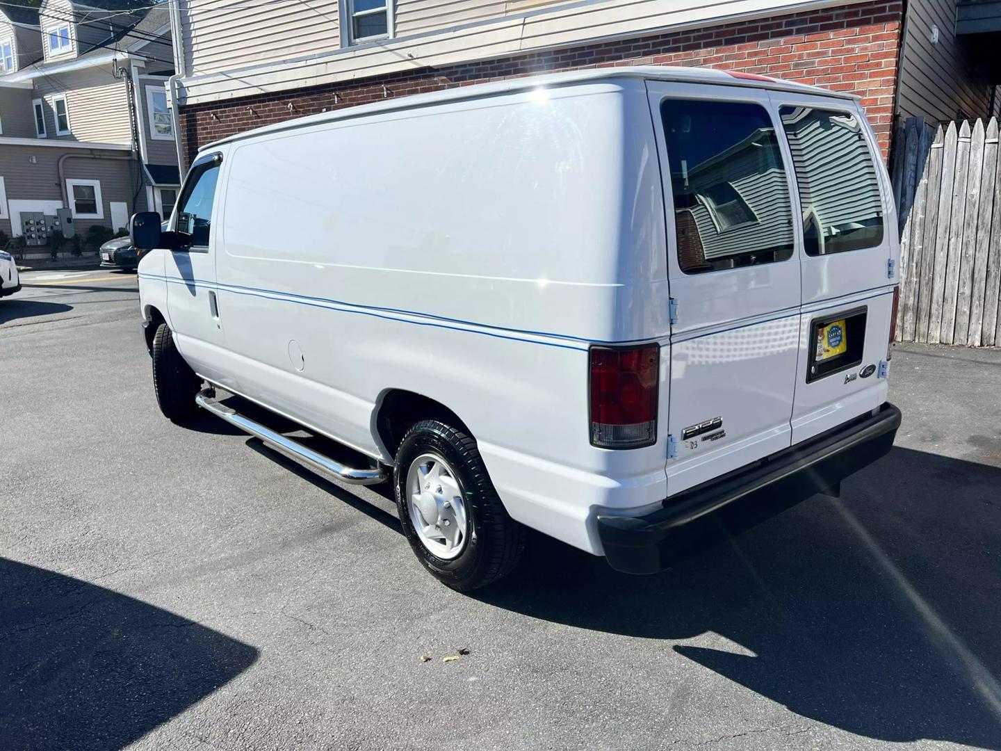 2012 Ford E-Series Econoline Van Commercial photo 7