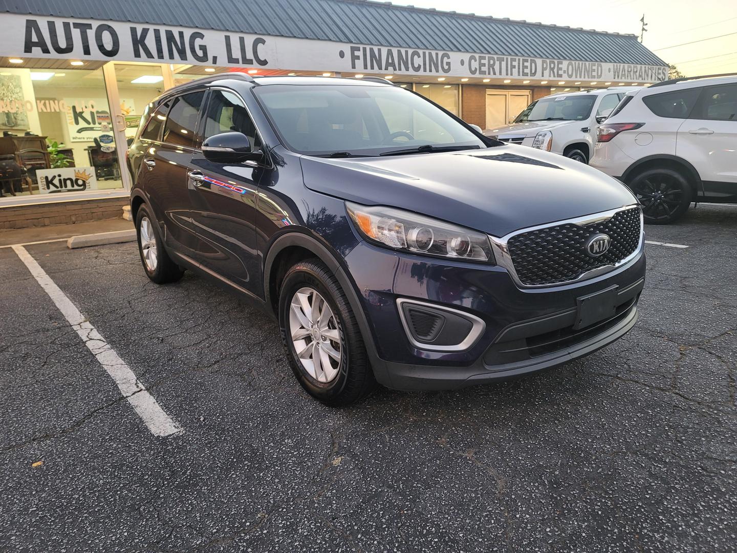 2016 Kia Sorento LX photo 2