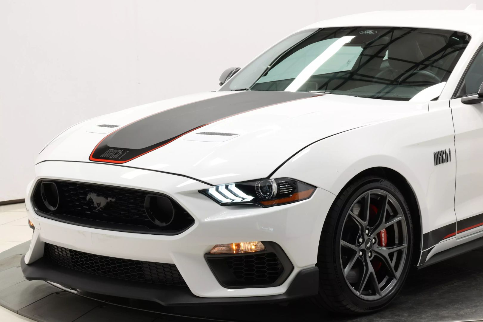 2022 Ford Mustang - Image 87