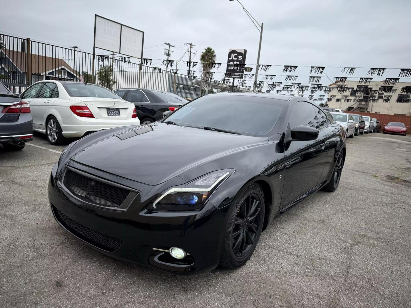 2014 INFINITI Q60 Coupe null photo 5