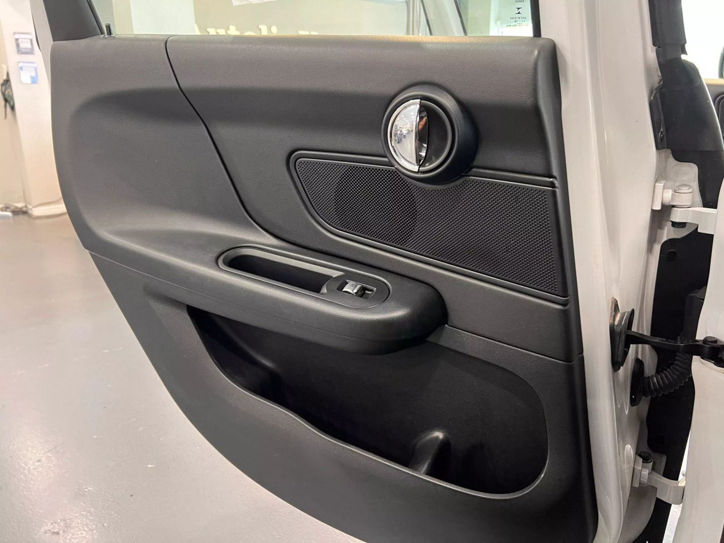 2019 Mini Countryman Cooper Hatchback 4d - Image 24