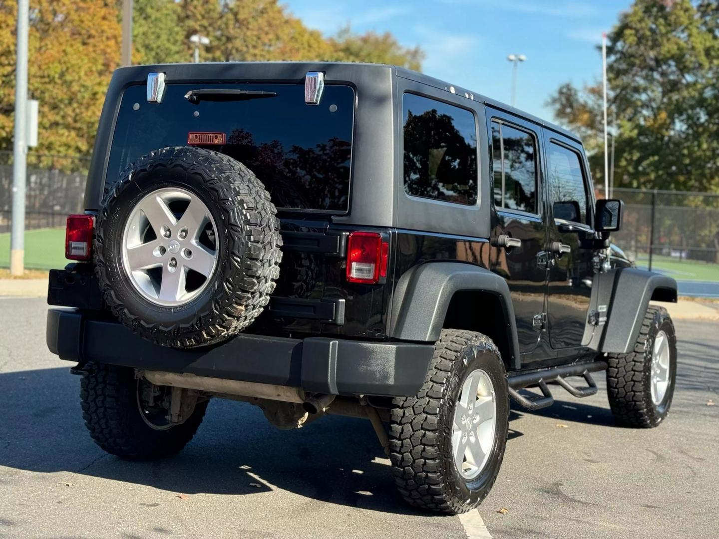 2014 Jeep Wrangler Unlimited Sport photo 5