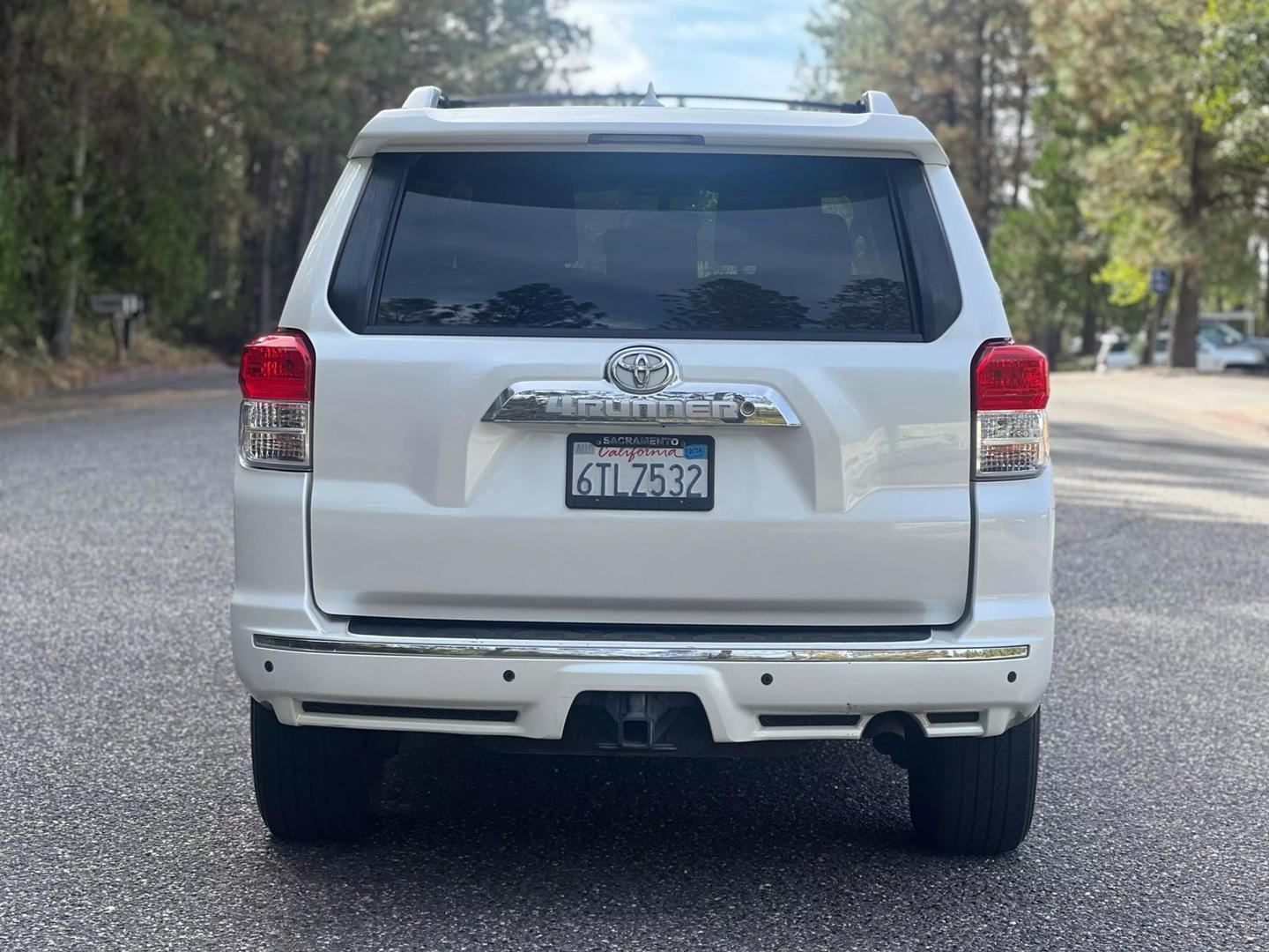 2011 Toyota 4Runner SR5 photo 8