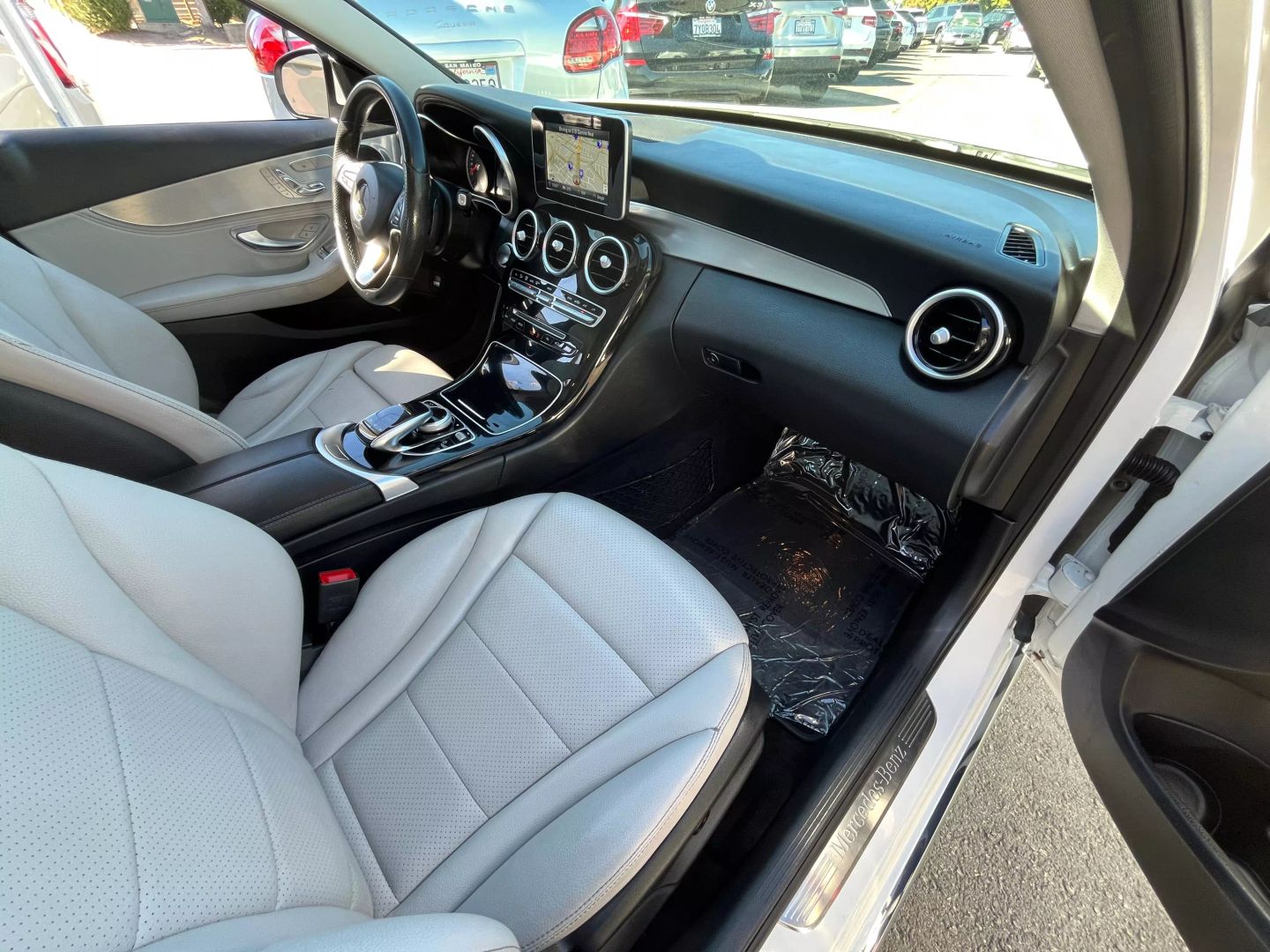 2016 Mercedes-benz C-class  Vin: 55swf4jb2gu110073 Stock Id: 110073 - Image 17