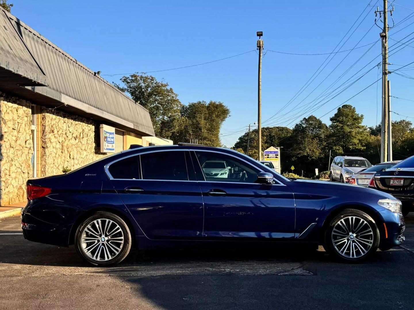 2018 BMW 5 Series 530e photo 8