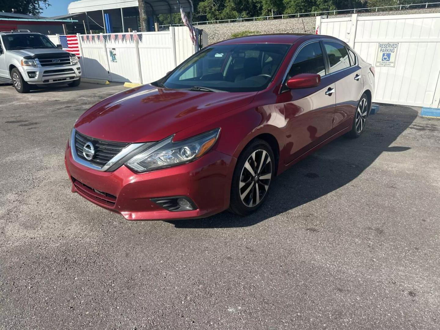 Nissan Altima's photo