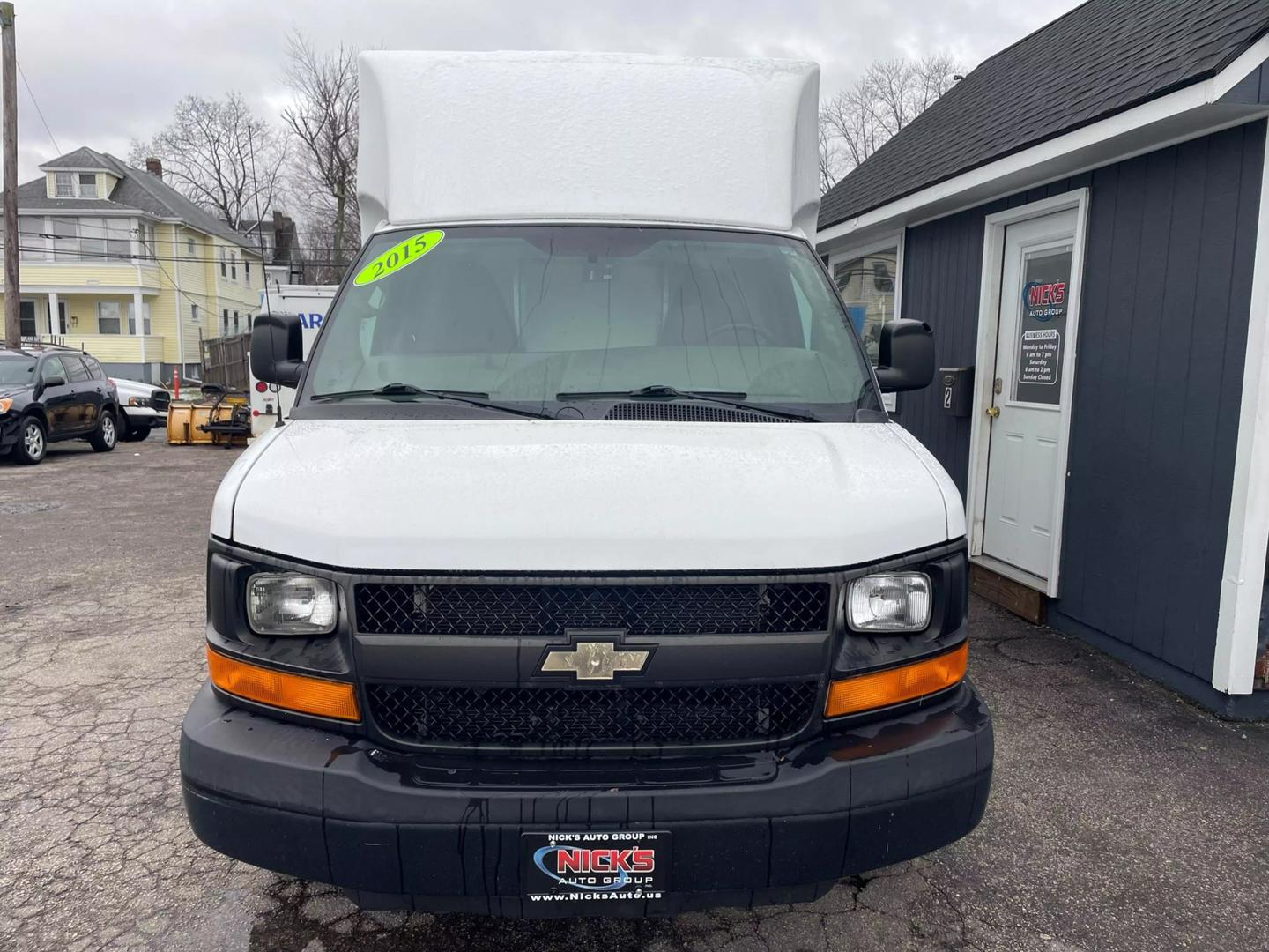 2018 Chevrolet Express Cutaway Base photo 7