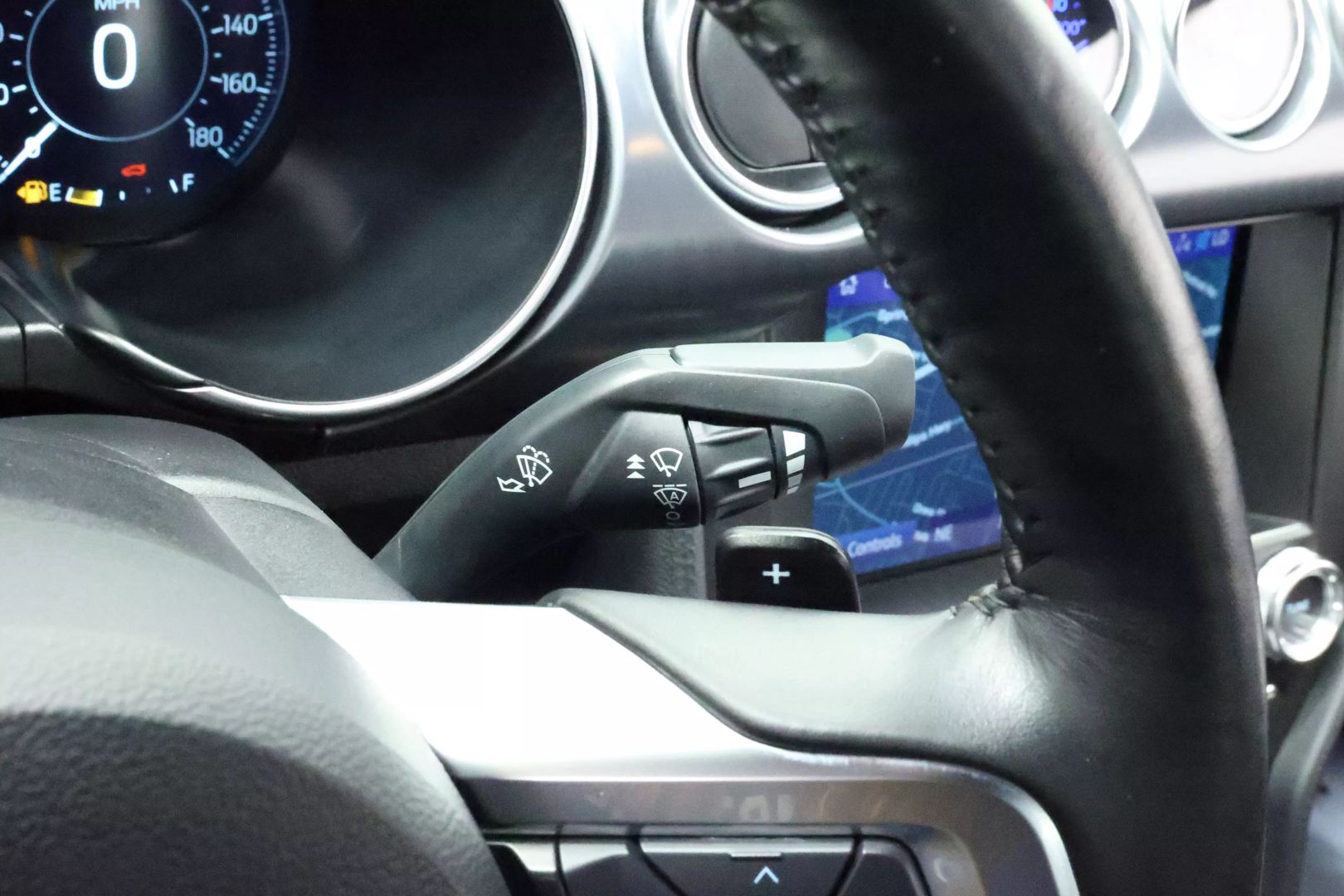 2022 Ford Mustang - Image 27