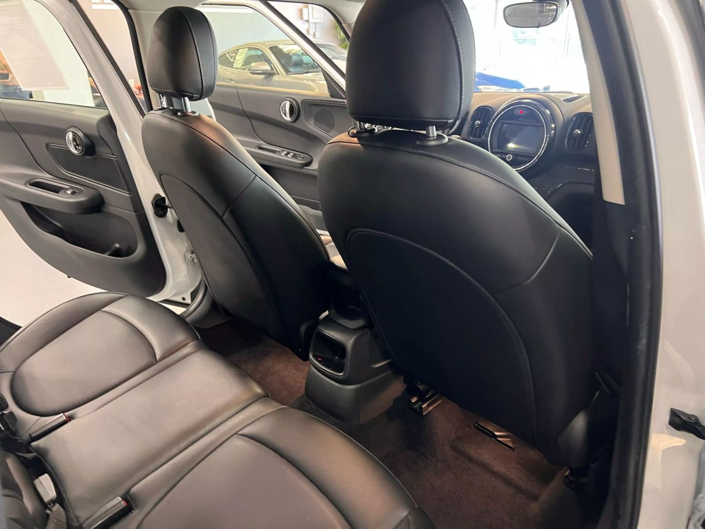 2019 Mini Countryman Cooper Hatchback 4d - Image 27