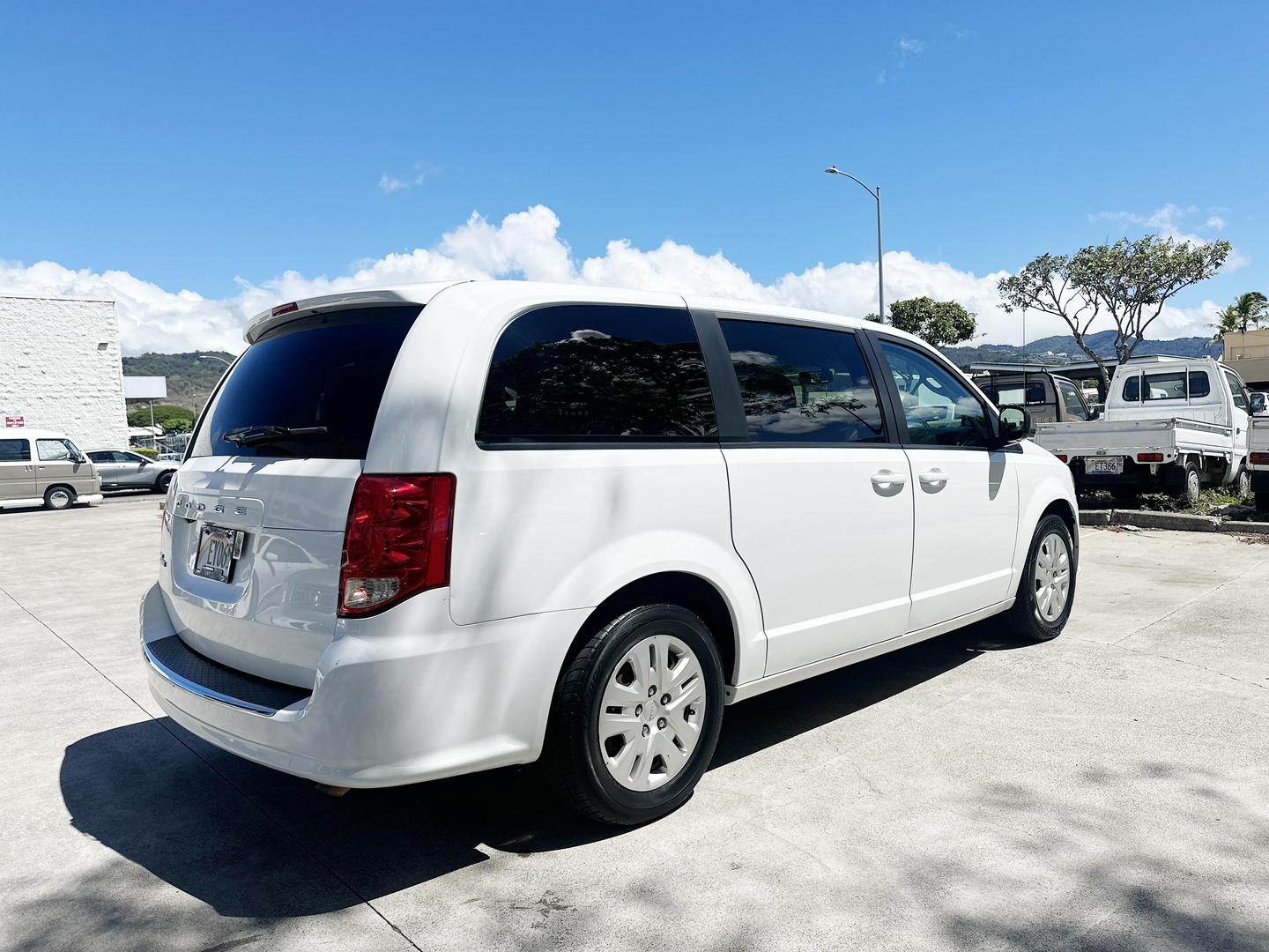 2018 Dodge Grand Caravan SE photo 7