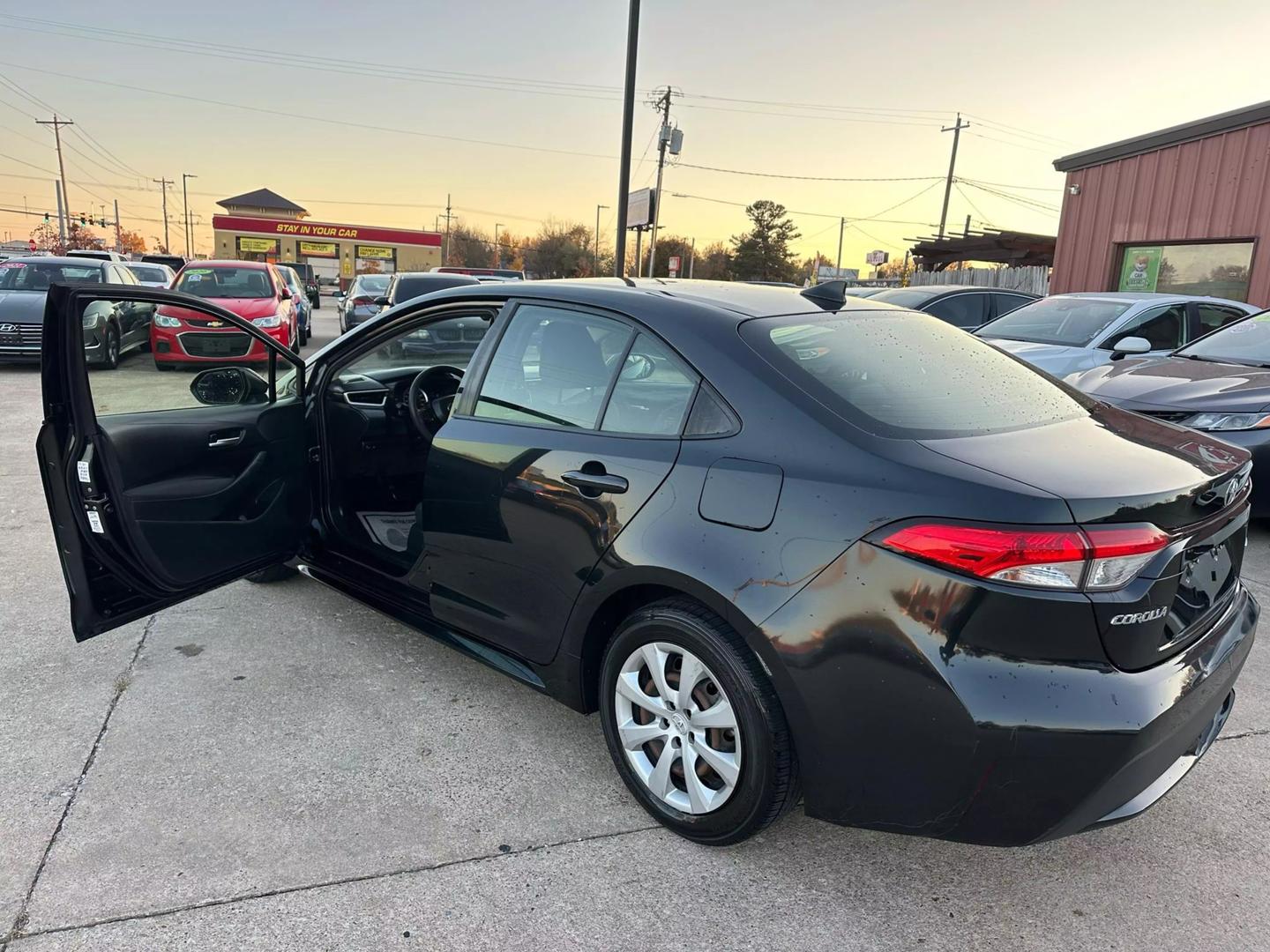 2020 Toyota Corolla LE photo 8