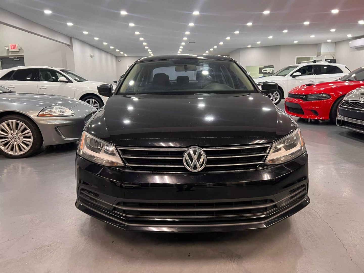 2015 Volkswagen Jetta 1.8t Se Sedan 4d - Image 2