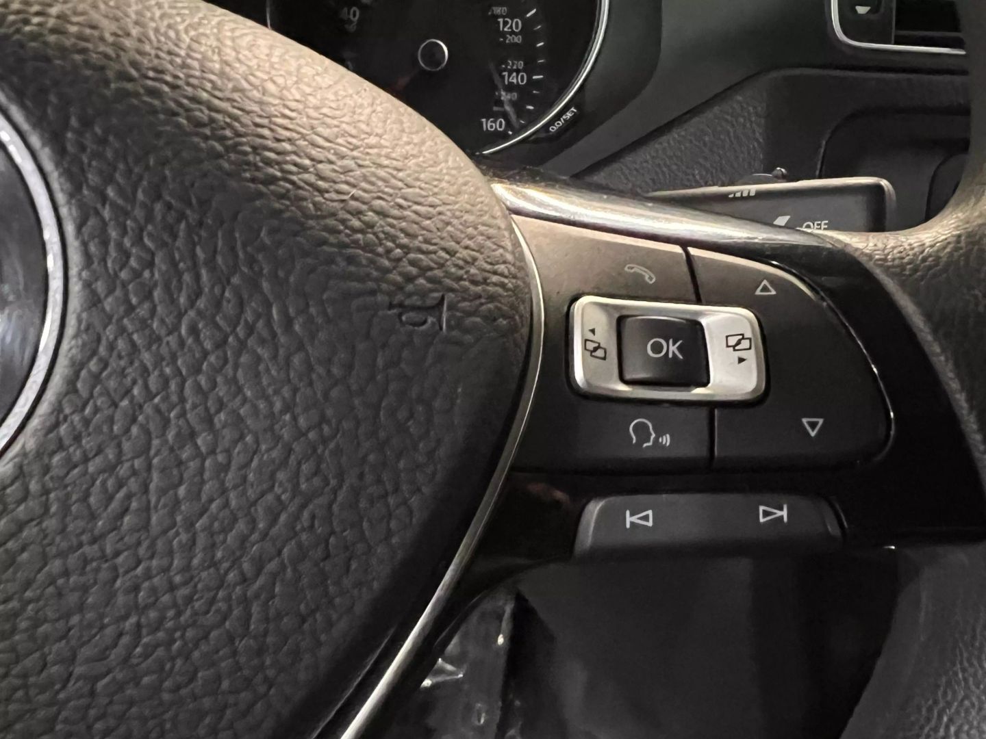 2015 Volkswagen Jetta 1.8t Se Sedan 4d - Image 18