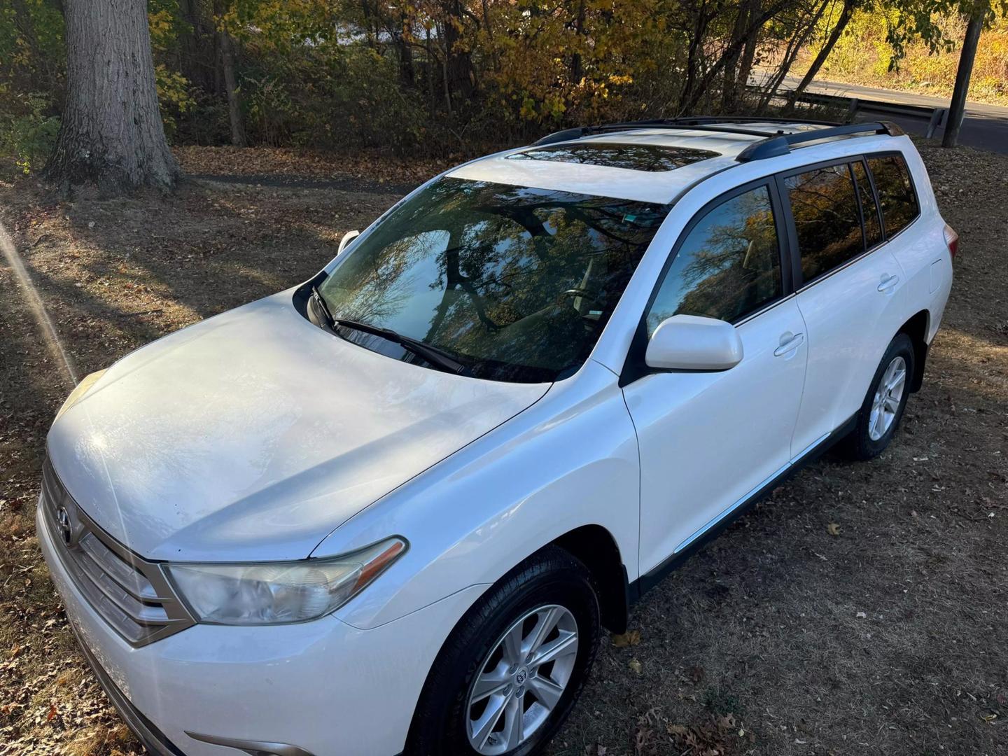 2011 Toyota Highlander SE photo 5