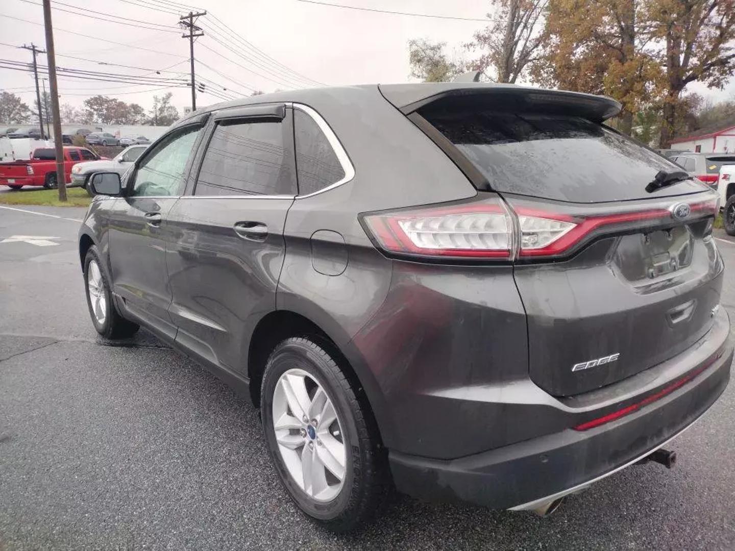 2017 Ford Edge SEL photo 6