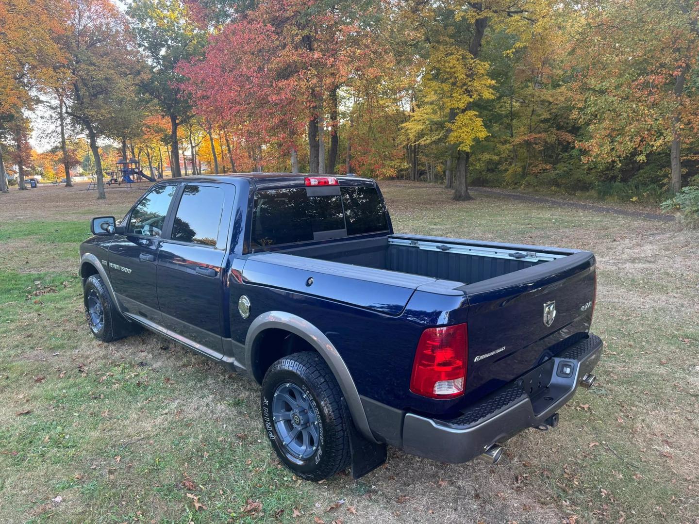 2012 RAM Ram 1500 Pickup SLT photo 7