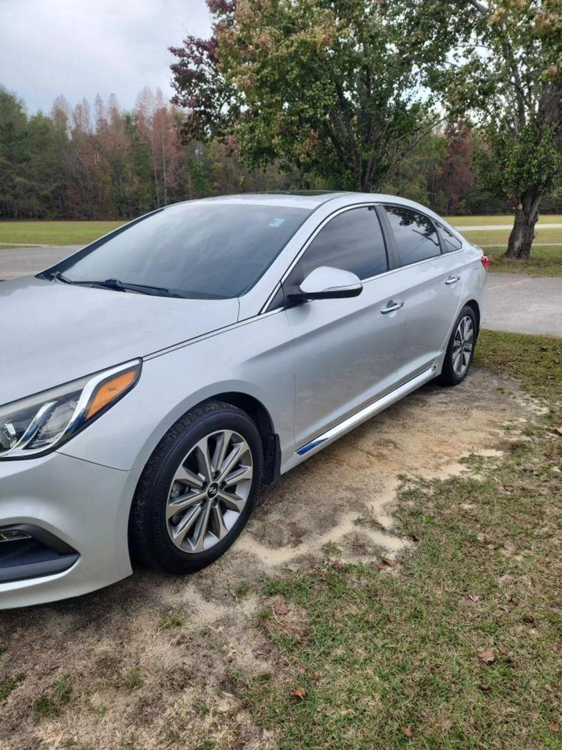 2016 Hyundai Sonata Limited photo 2