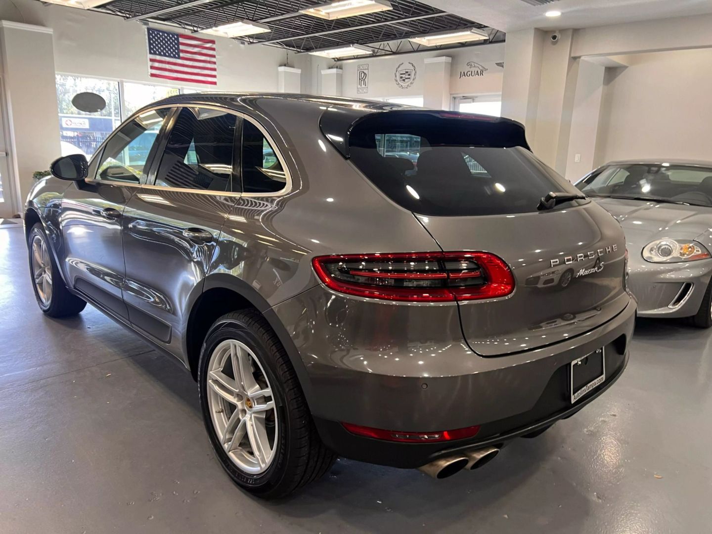 2015 Porsche Macan S Sport Utility 4d - Image 4