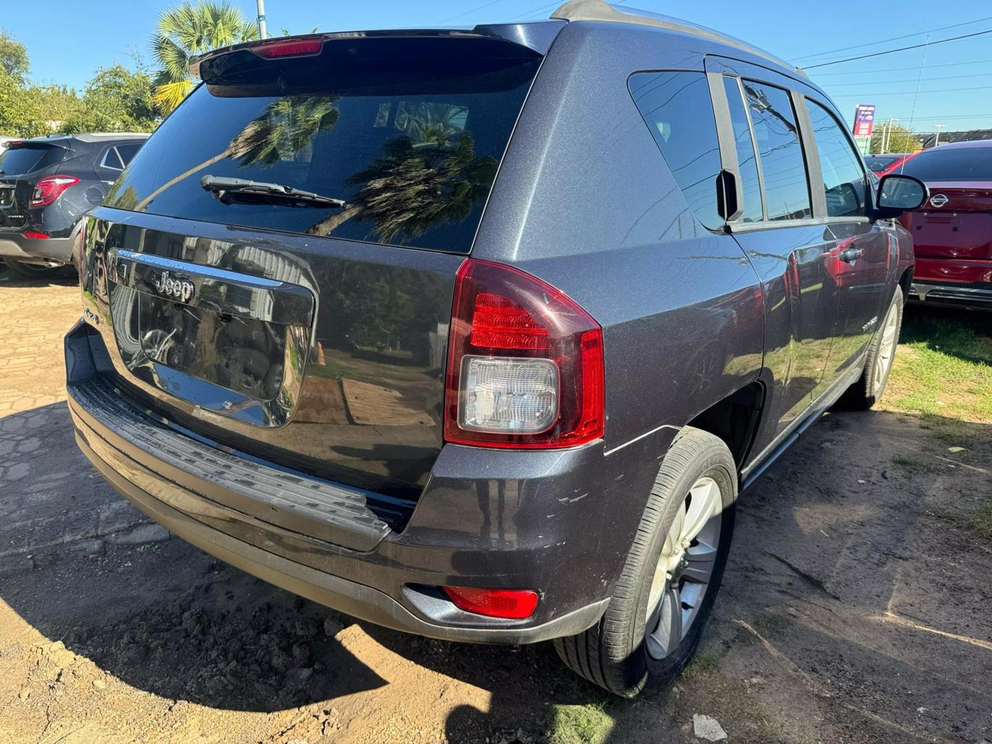 2014 Jeep Compass Sport photo 8