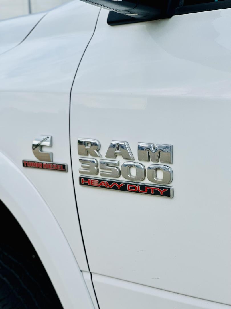 2016 RAM Ram 3500 Pickup Laramie photo 13