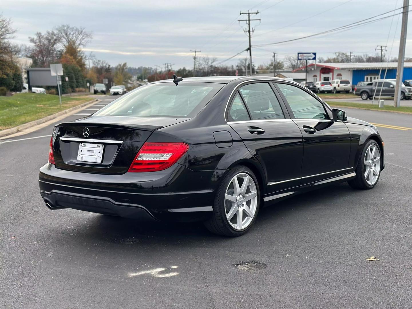 2014 Mercedes-Benz C-Class C250 Sport photo 4