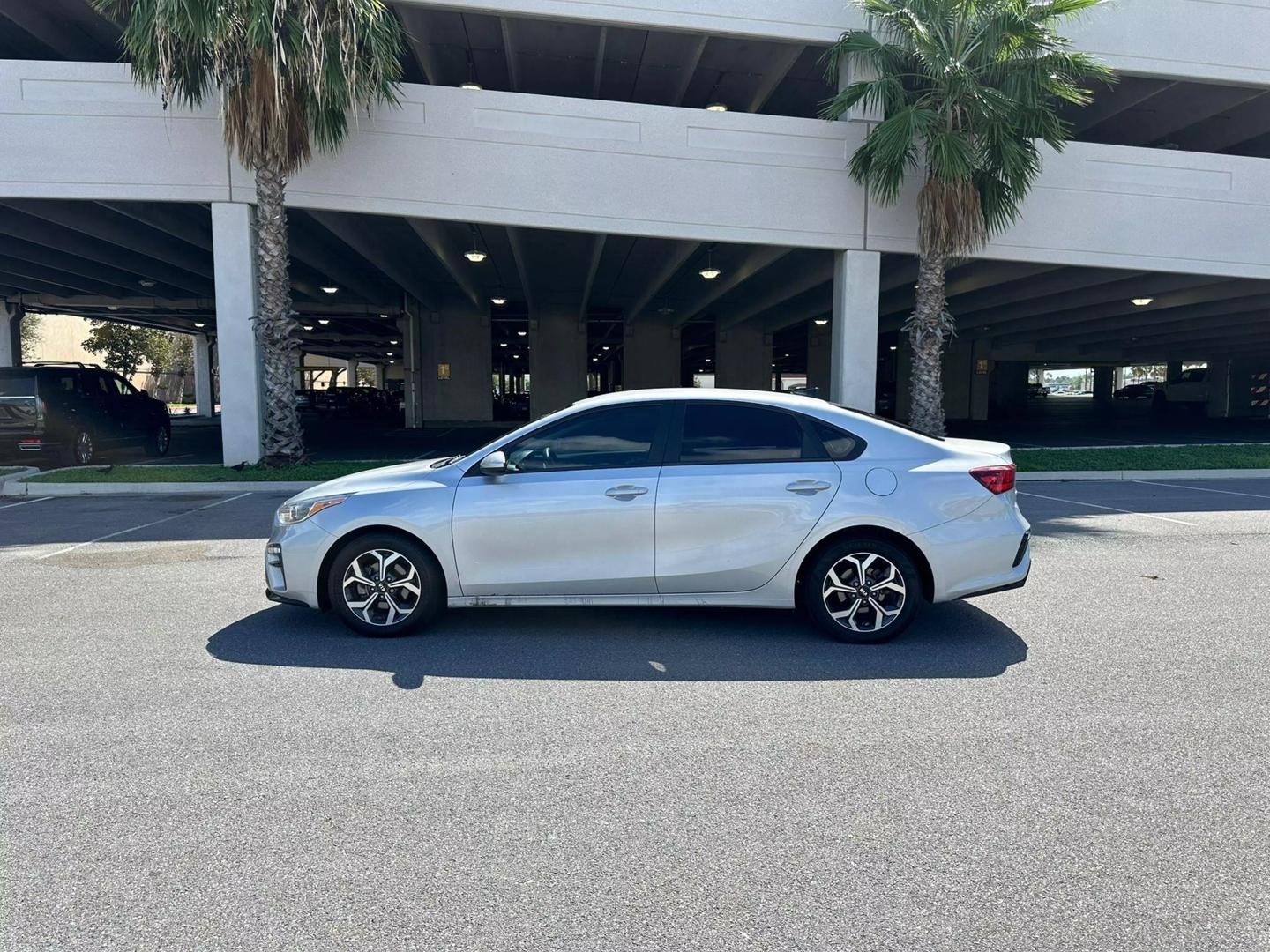 2021 Kia Forte LXS photo 3