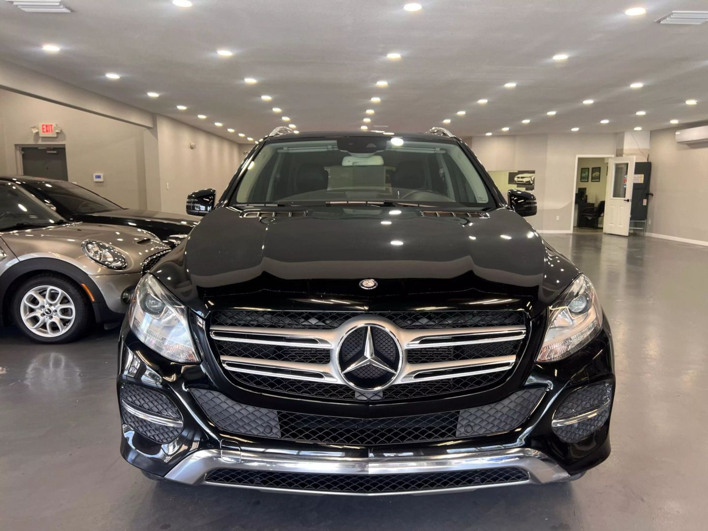 2016 Mercedes-benz Gle Gle 350 4matic Sport Utility 4d - Image 2