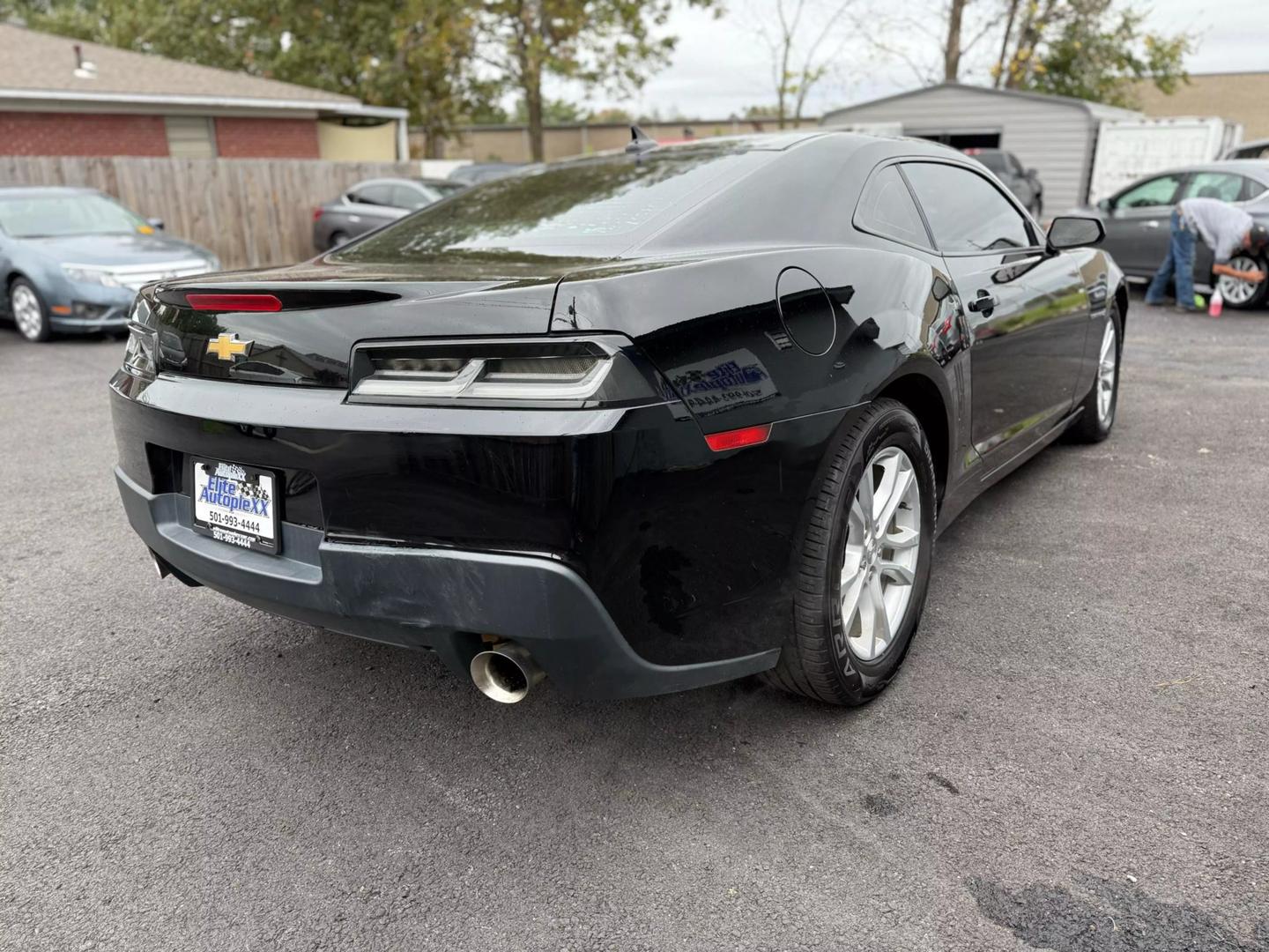 2015 Chevrolet Camaro 2LS photo 3