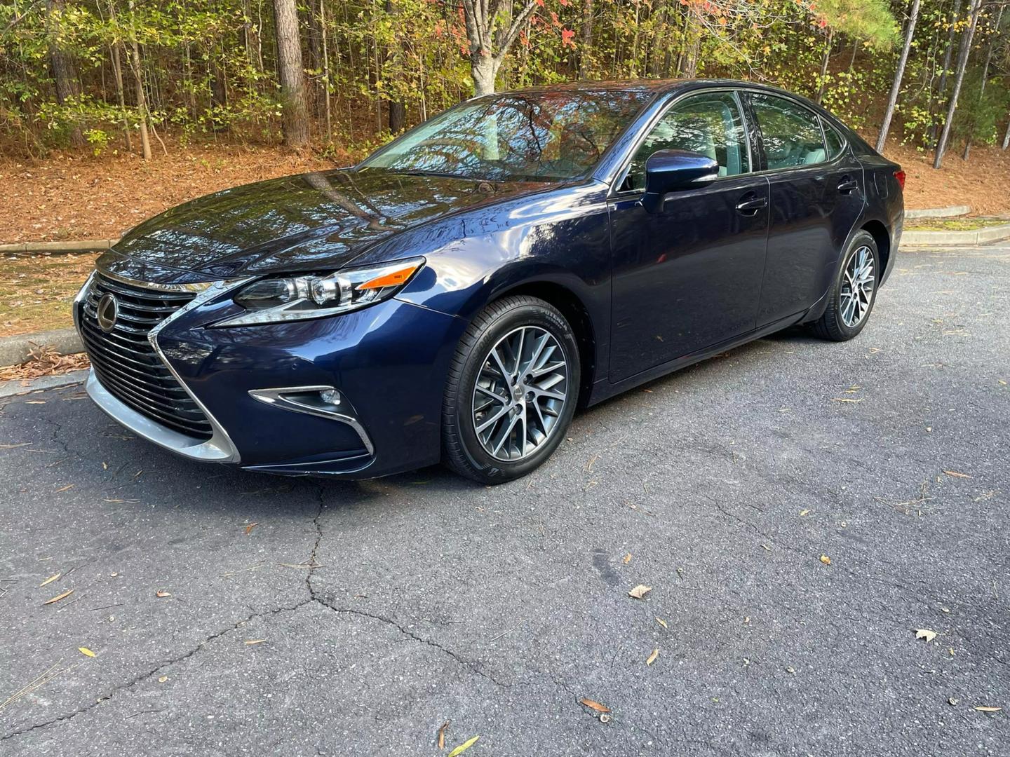 2016 Lexus ES 350 photo 7