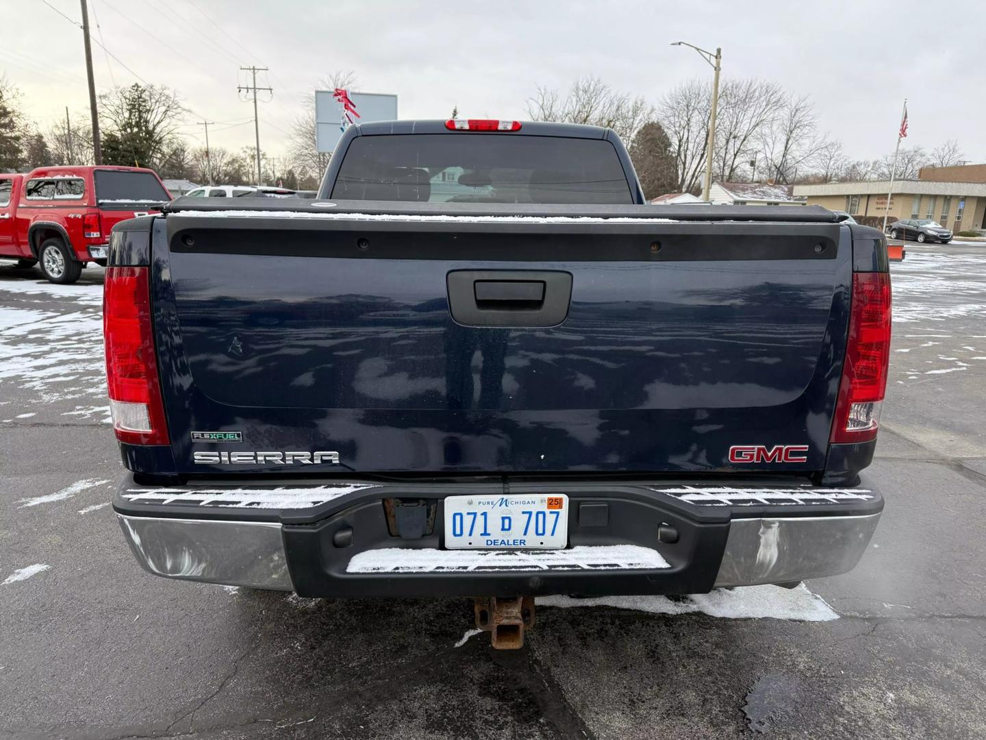 2011 GMC Sierra 1500 SL photo 5