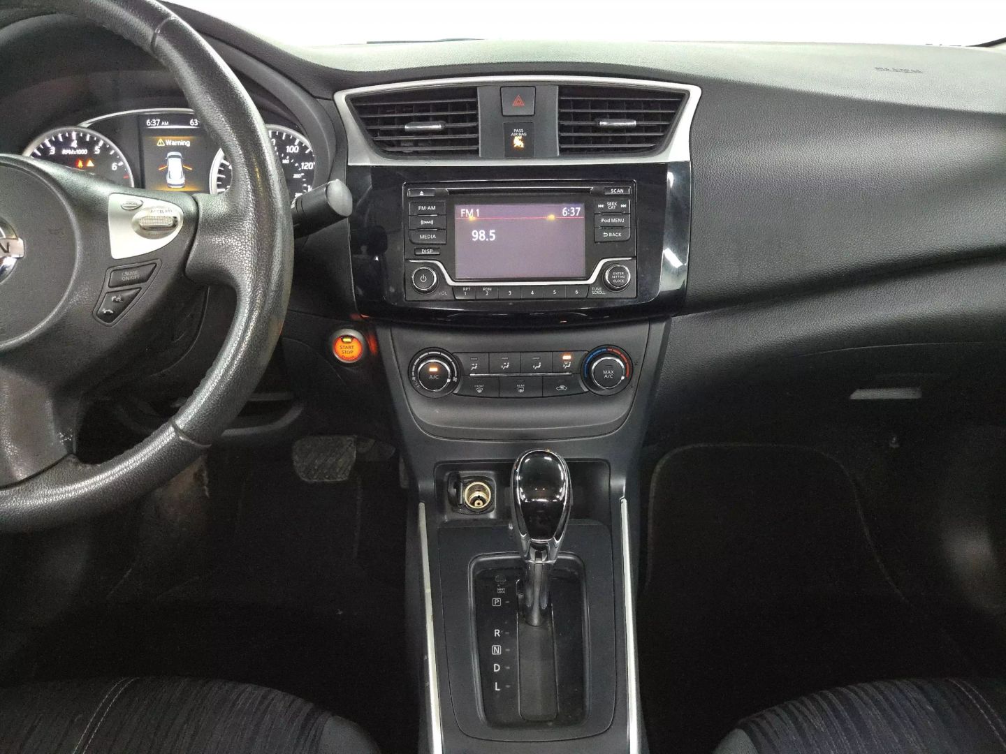 2017 Nissan Sentra - Image 14