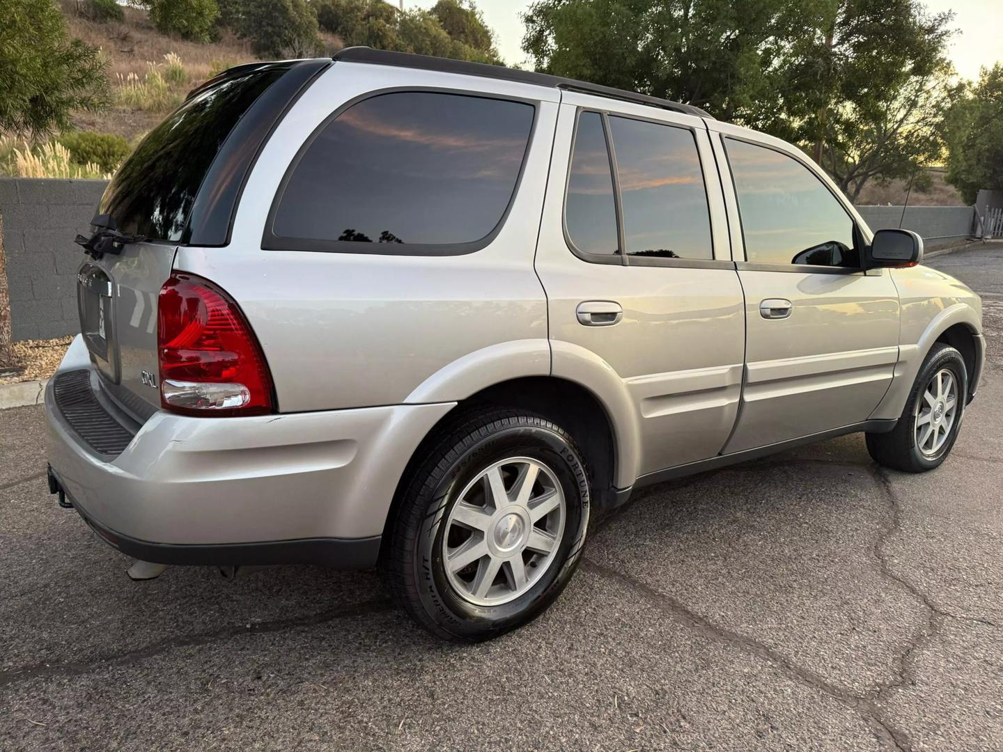 2005 Buick Rainier CXL photo 6