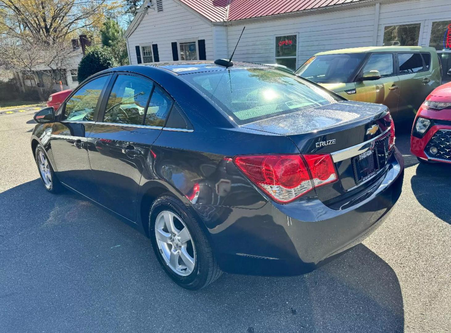 2016 Chevrolet Cruze Limited 1LT photo 15