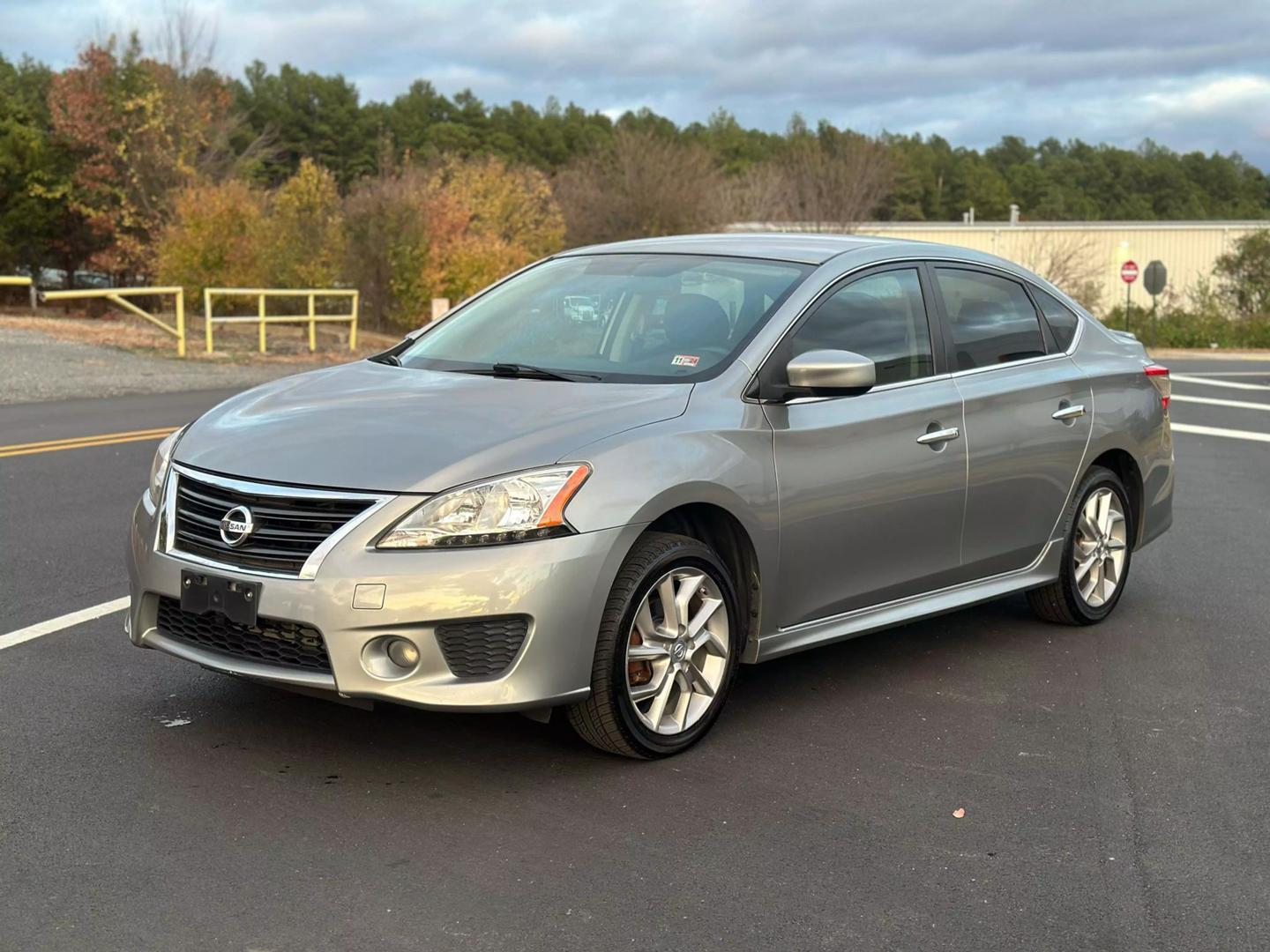 2014 Nissan Sentra SR photo 10