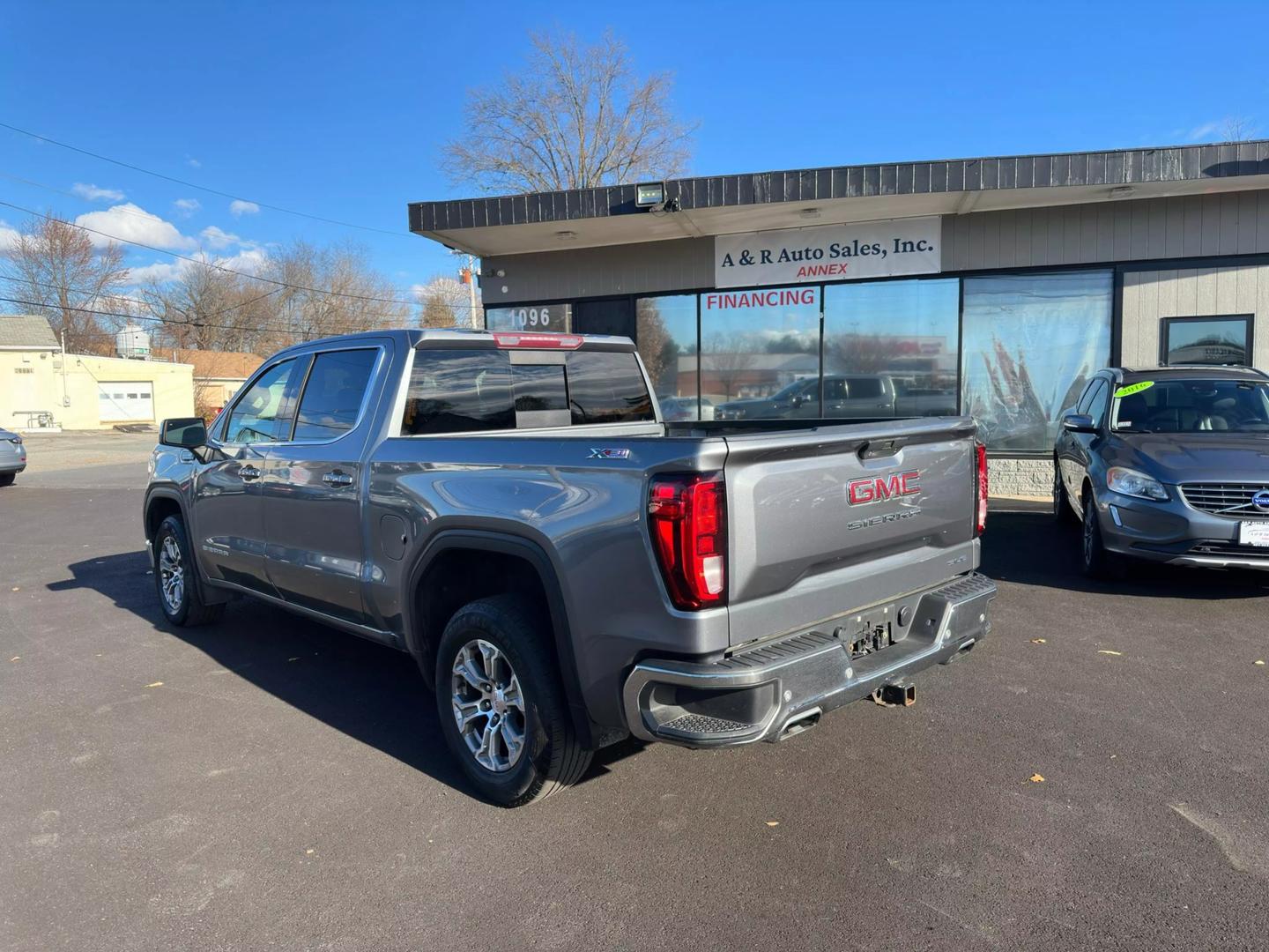 2020 GMC Sierra 1500 SLE photo 5