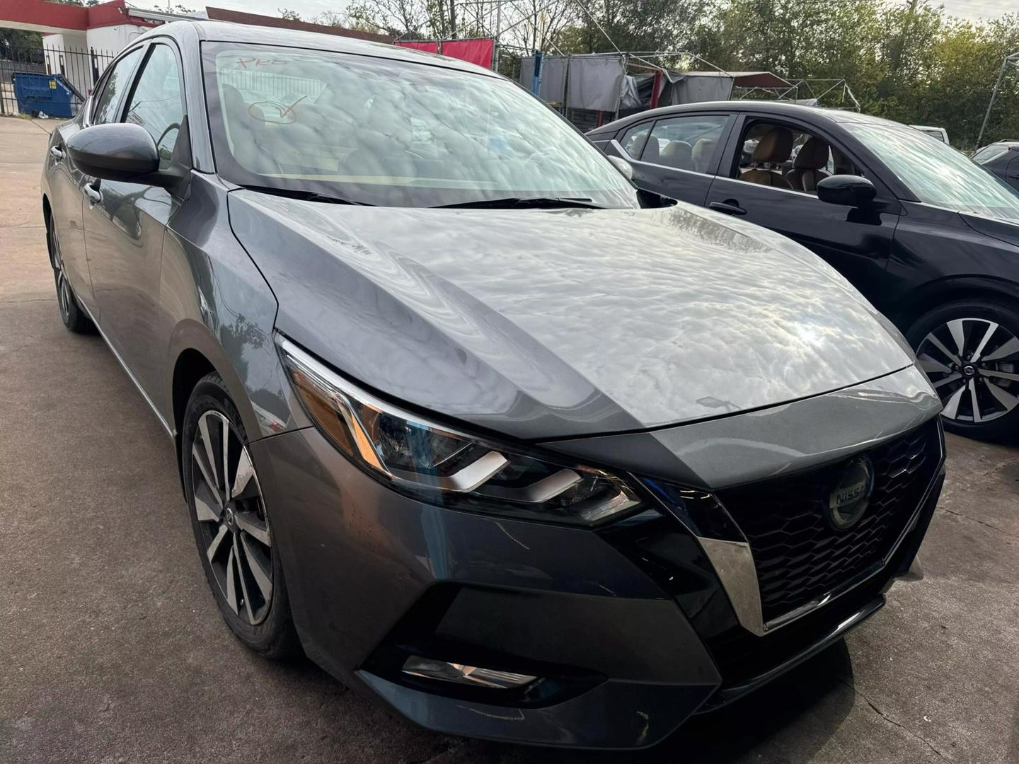 2021 Nissan Sentra SV photo 2