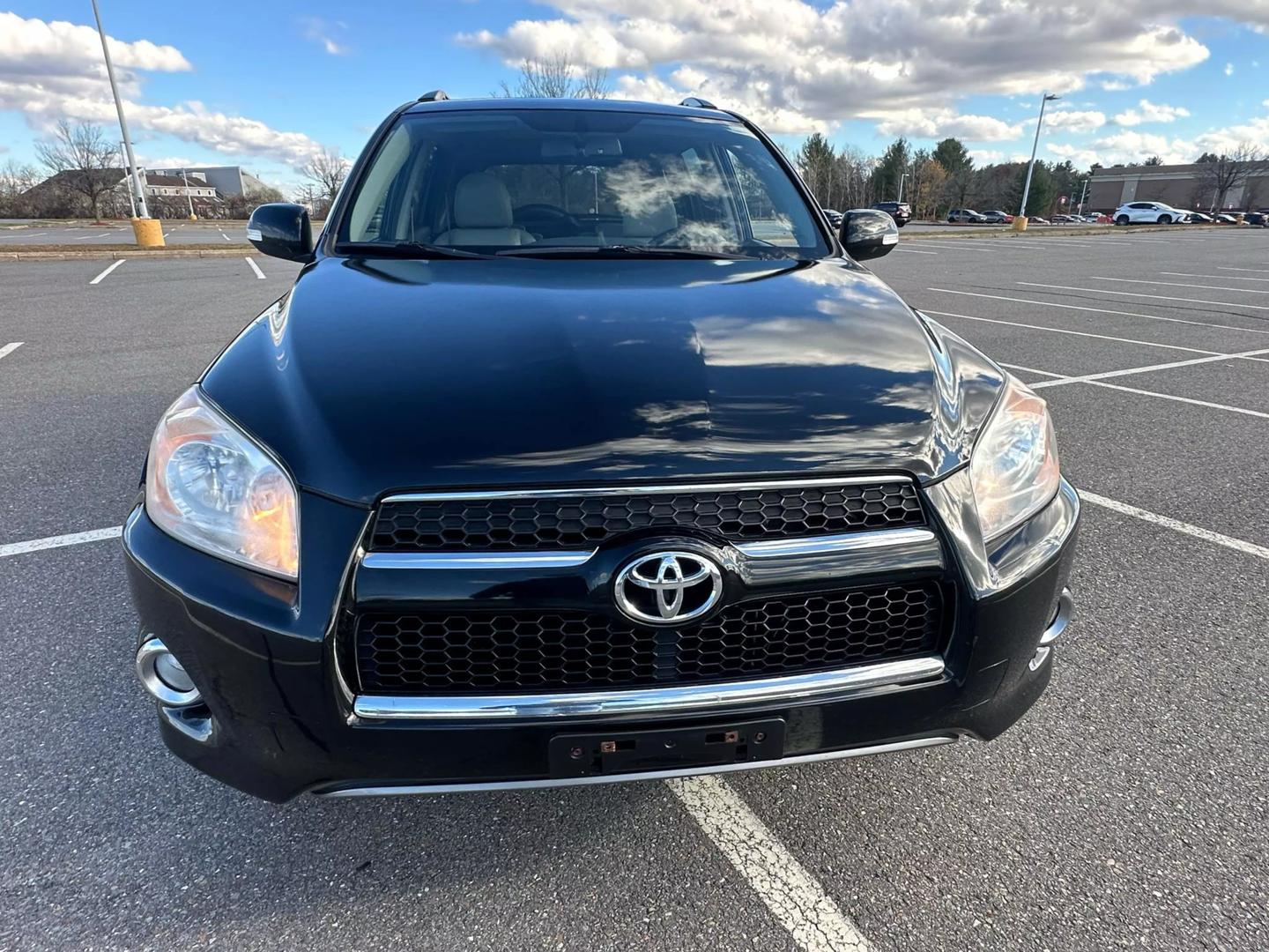 2010 Toyota RAV4 Limited photo 7