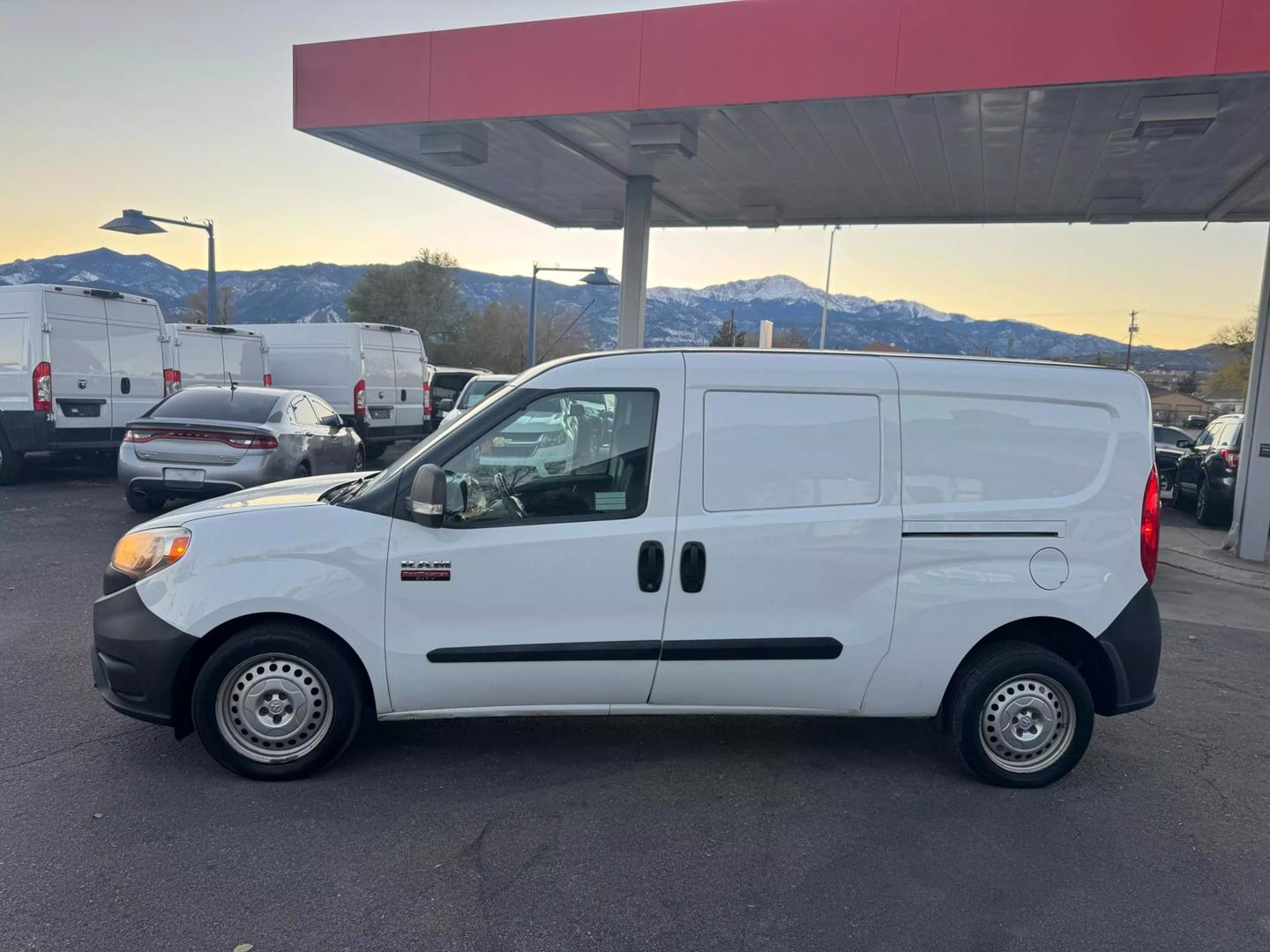 2017 RAM Promaster City Tradesman photo 4