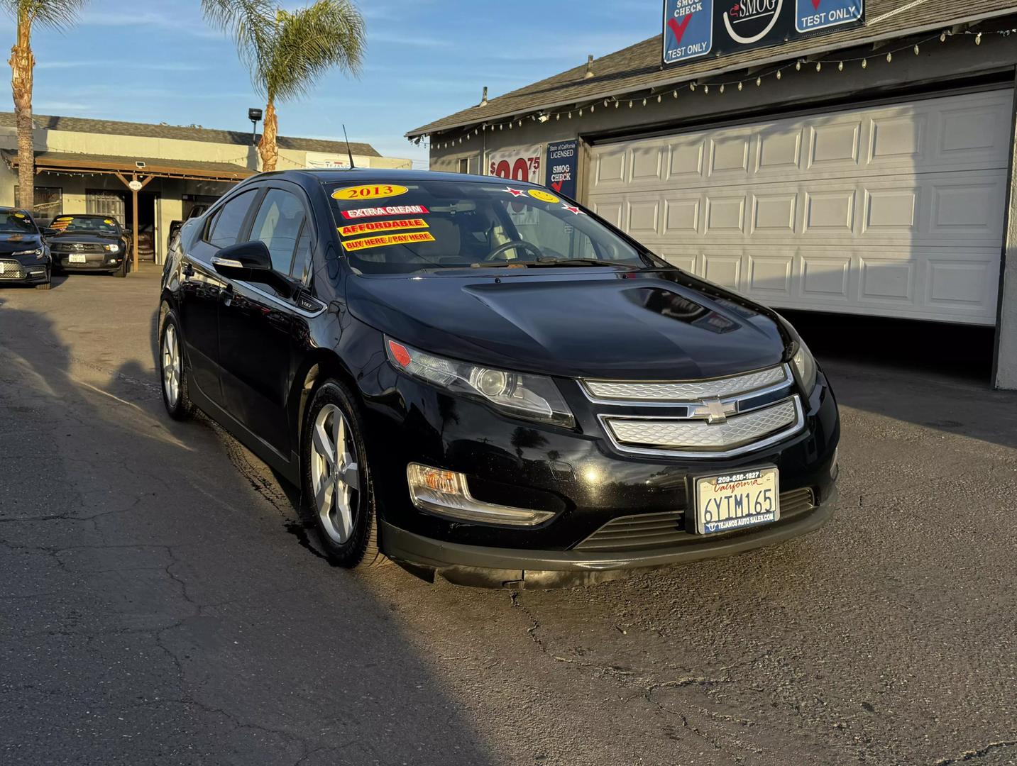 2013 Chevrolet Volt Base photo 2