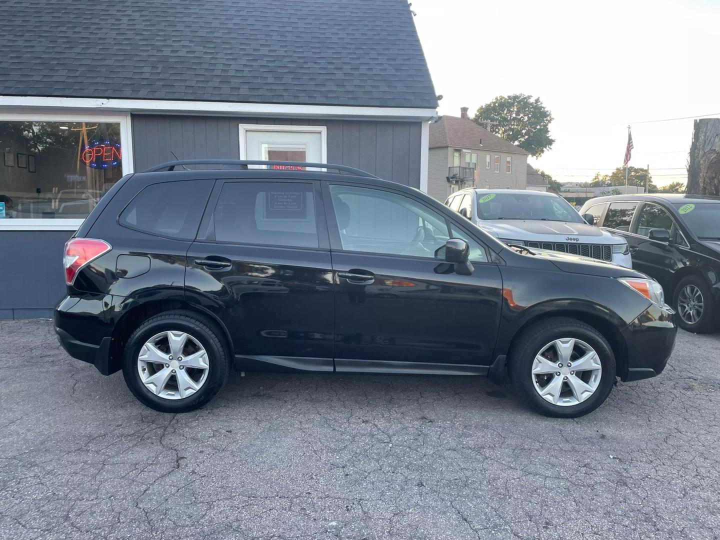 2014 Subaru Forester i Premium photo 3