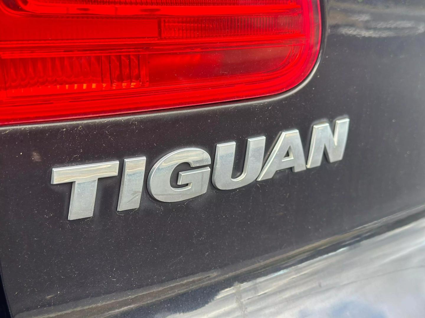 2014 Volkswagen Tiguan S photo 18